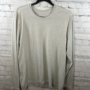 Men’s Lululemon Long Sleeved Shirt